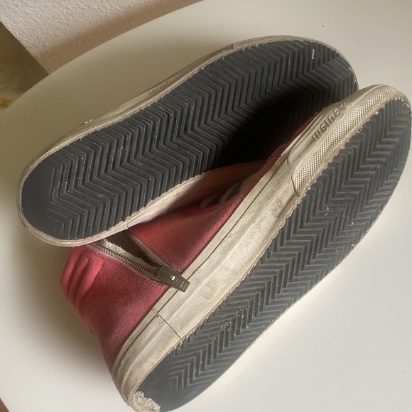 Golden Goose Highlighter Pink Slides SZ 41 - Picture 3 of 6